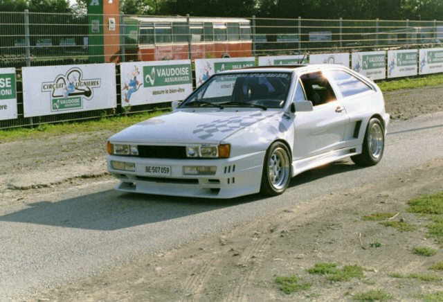 pic11.jpg (38001 Byte)